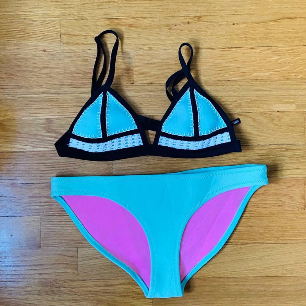 TRIANGL- Womens Top&Bottom Set